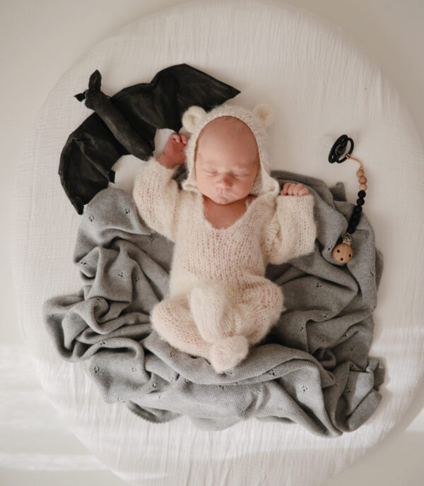 Mushie Knitted Baby Blanket Pointelle Gray Melange - Image 4