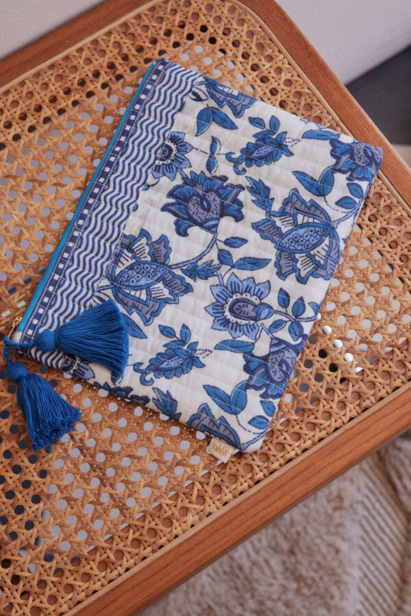 Pouch Domina Blue Lobelia Garden