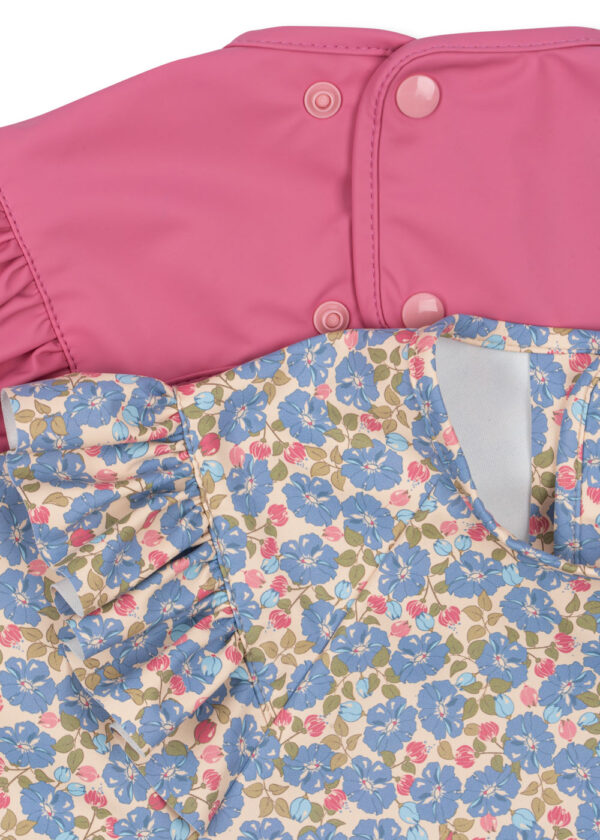 Bib with Sleeves and Frill, 2-Pack - Konges Slojd | Fleur Rosier / Chat Rose - Image 2