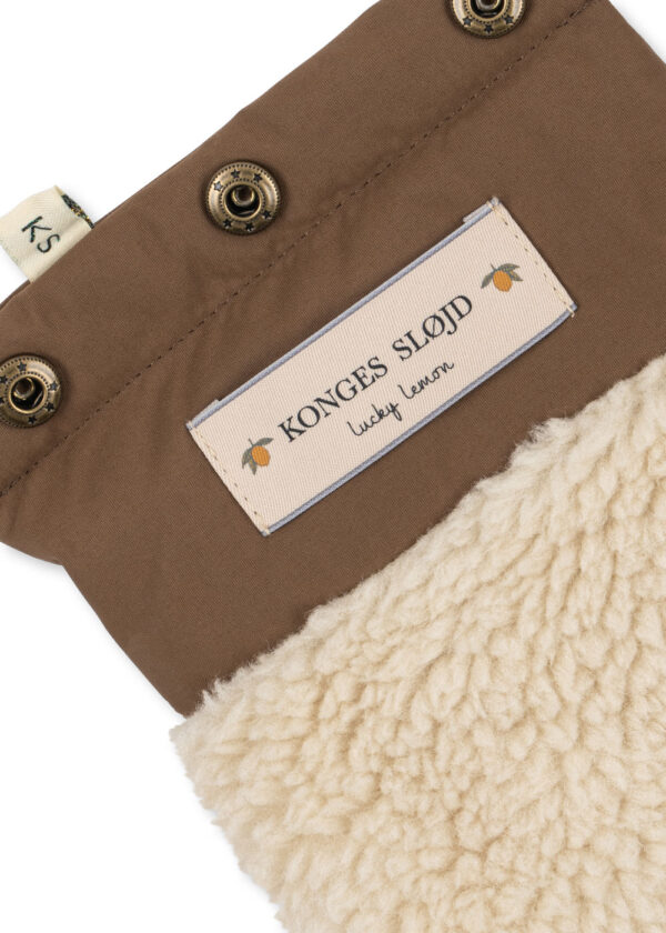Nohr Stroller Mittens, walnut lemon – Konges Slojd - Image 4